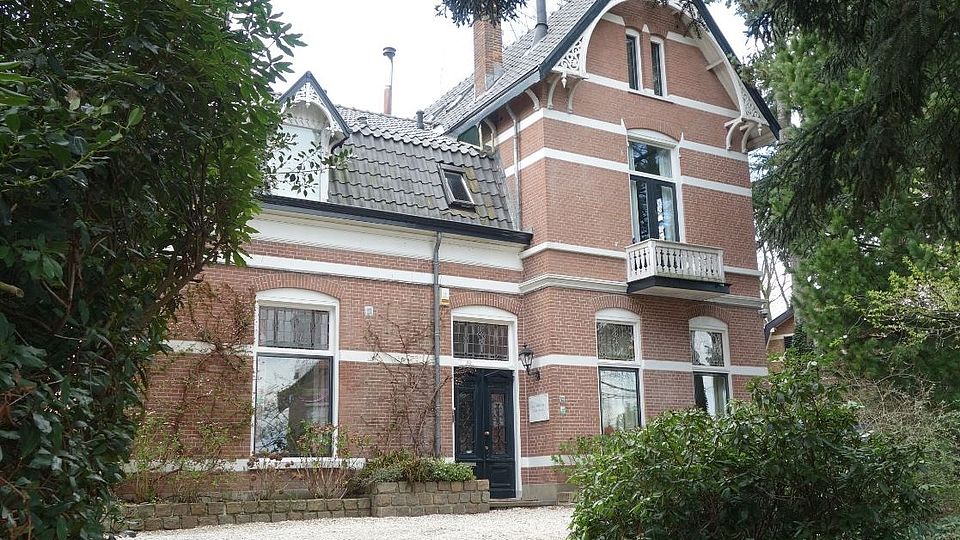 Villa Steenhoffstraat 12
