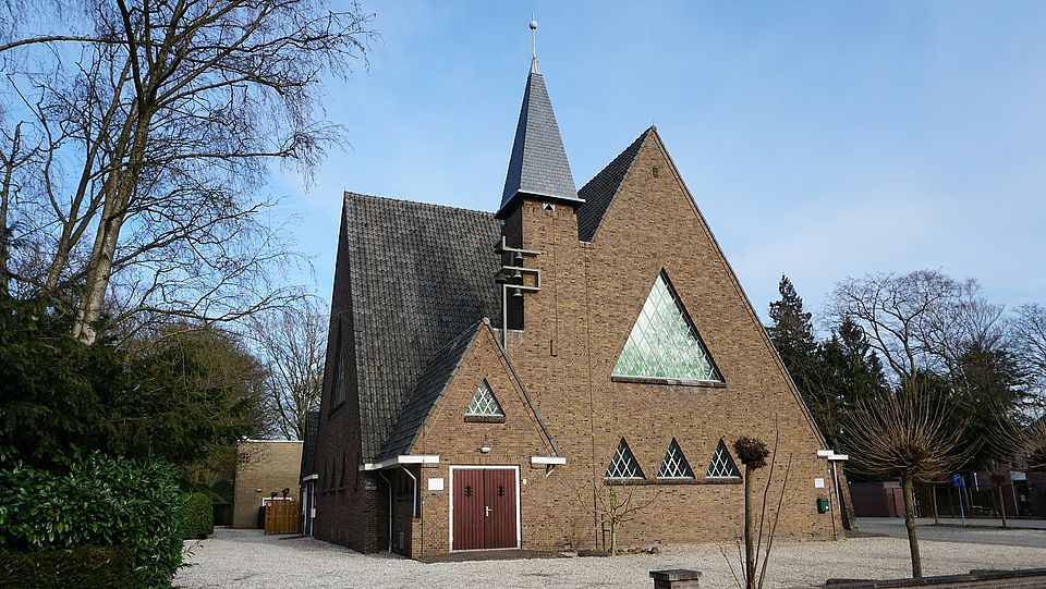 Nederlands Hervormde Emmakerk aan de Park Vredehof